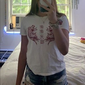 BRANDY MELVILLE T-SHIRT